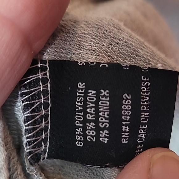 Torrid Gray Iridescent Pullover Top size L or 12. - Picture 8 of 10